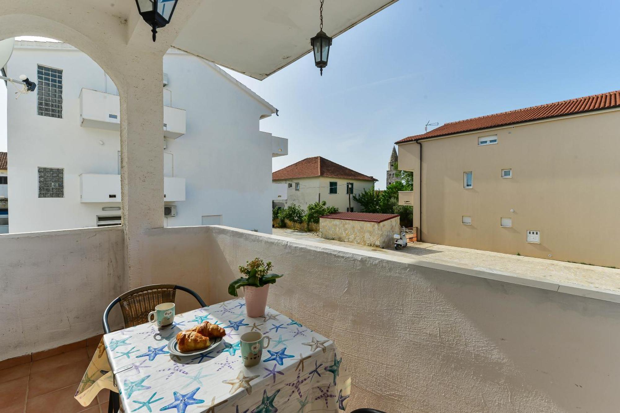 Apartments Citrus トゥラニ エクステリア 写真
