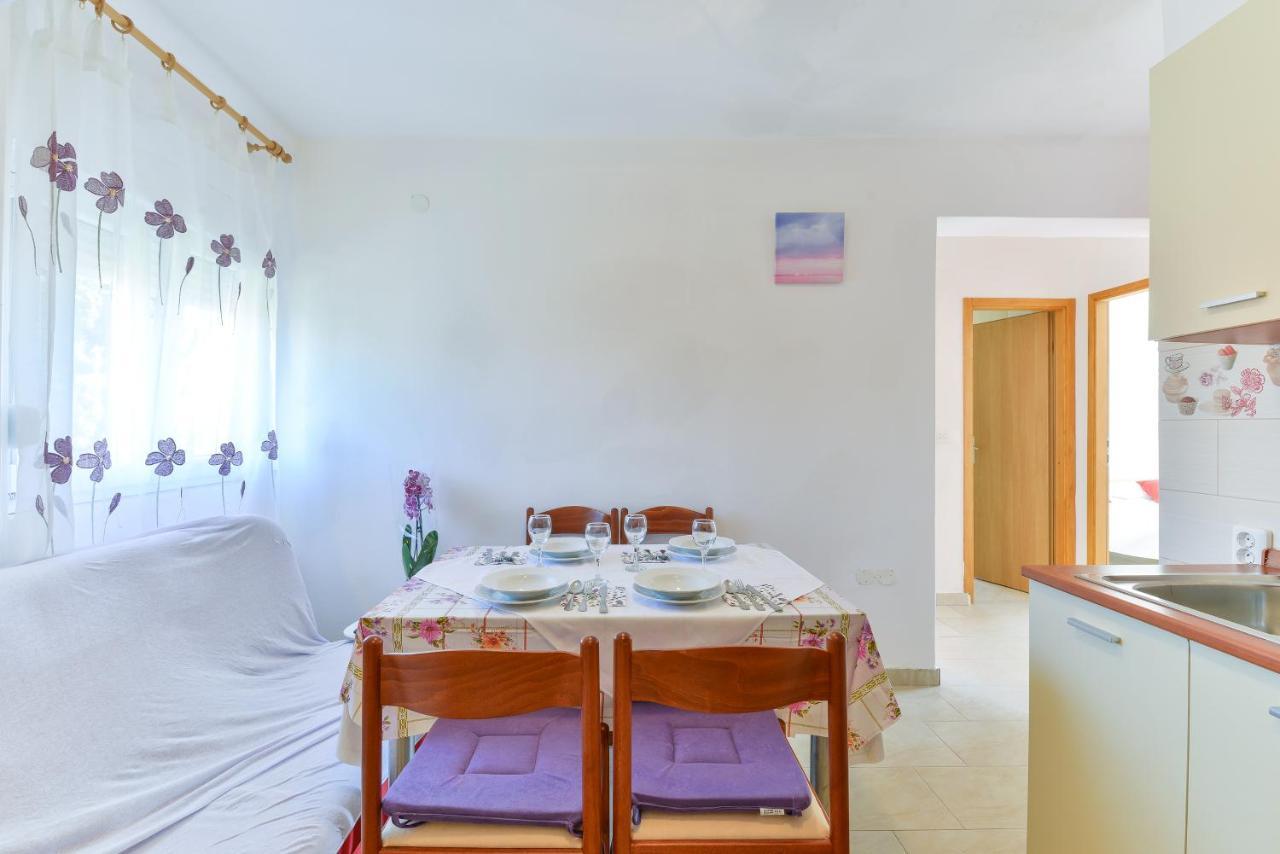 Apartments Citrus トゥラニ エクステリア 写真