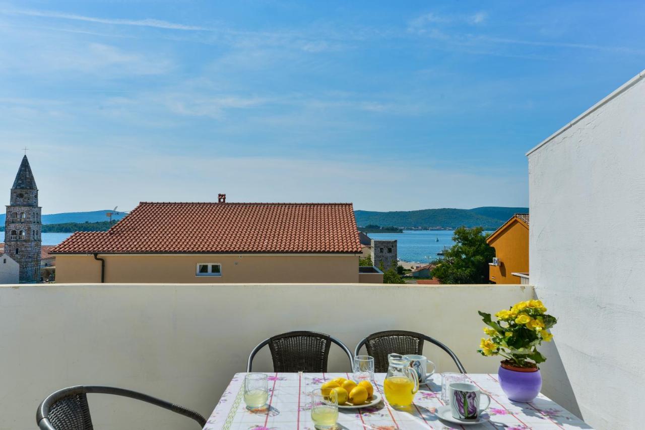 Apartments Citrus トゥラニ エクステリア 写真