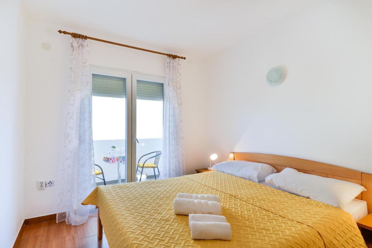 Apartments Citrus トゥラニ エクステリア 写真