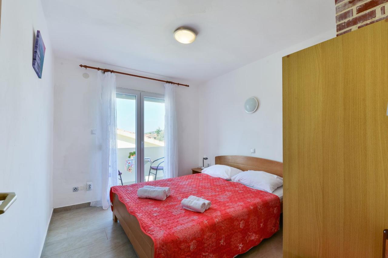 Apartments Citrus トゥラニ エクステリア 写真