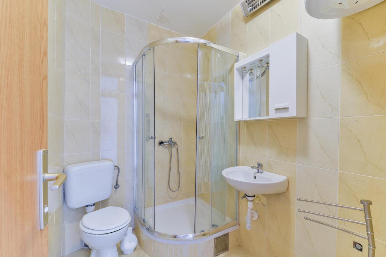 Apartments Citrus トゥラニ エクステリア 写真