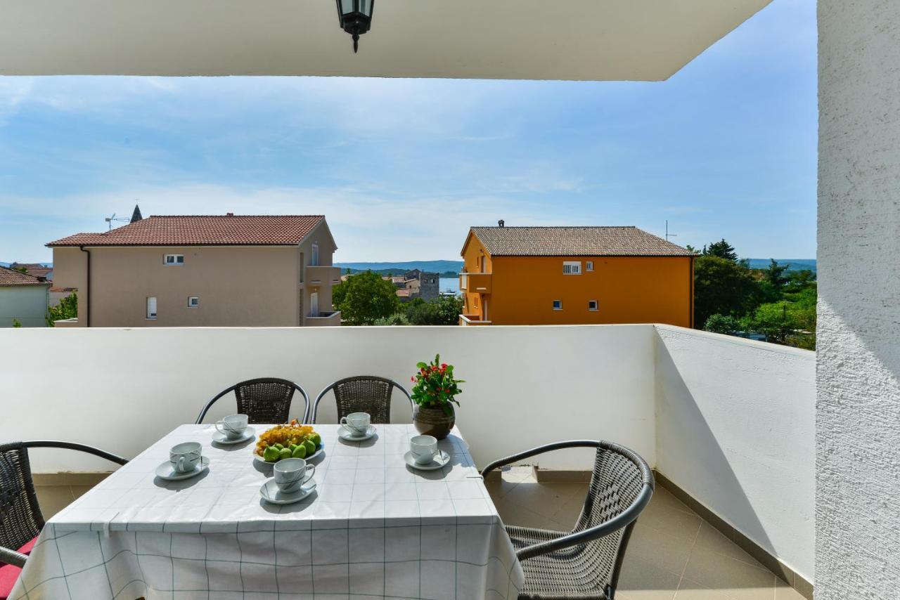 Apartments Citrus トゥラニ エクステリア 写真