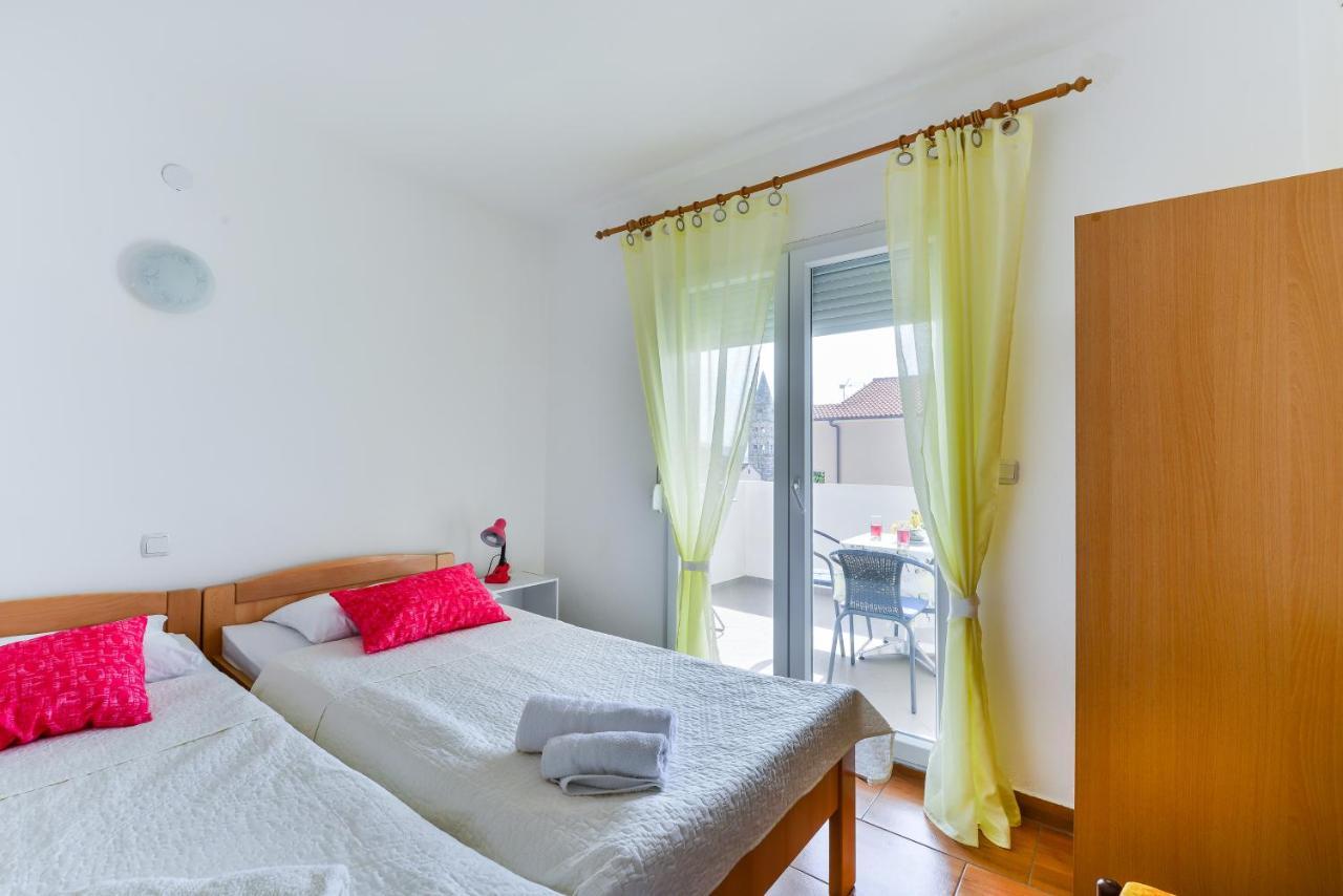 Apartments Citrus トゥラニ エクステリア 写真